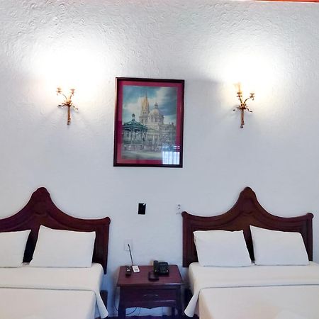 Hotel Frances Guadalajara Kültér fotó