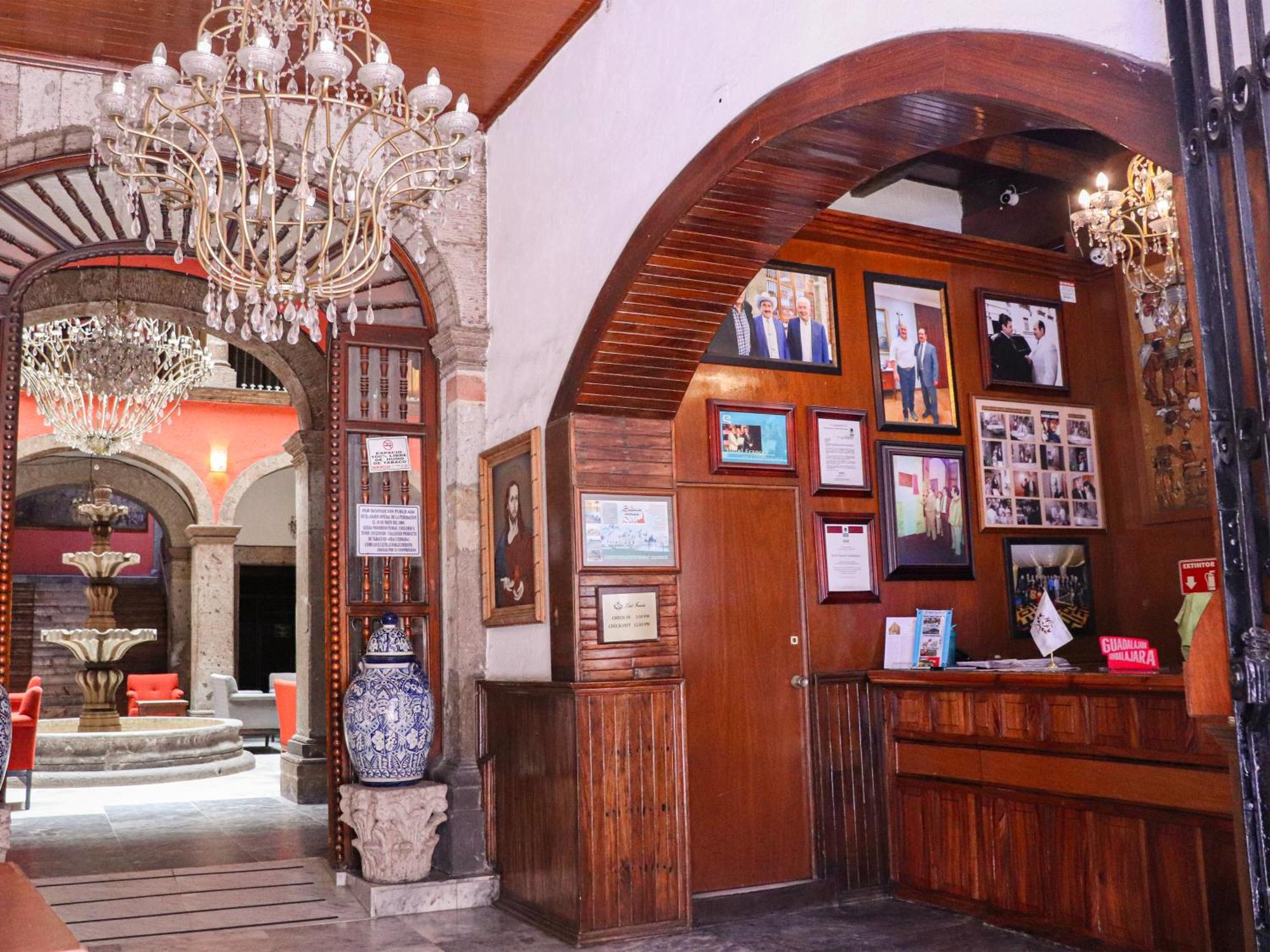 Hotel Frances Guadalajara Kültér fotó