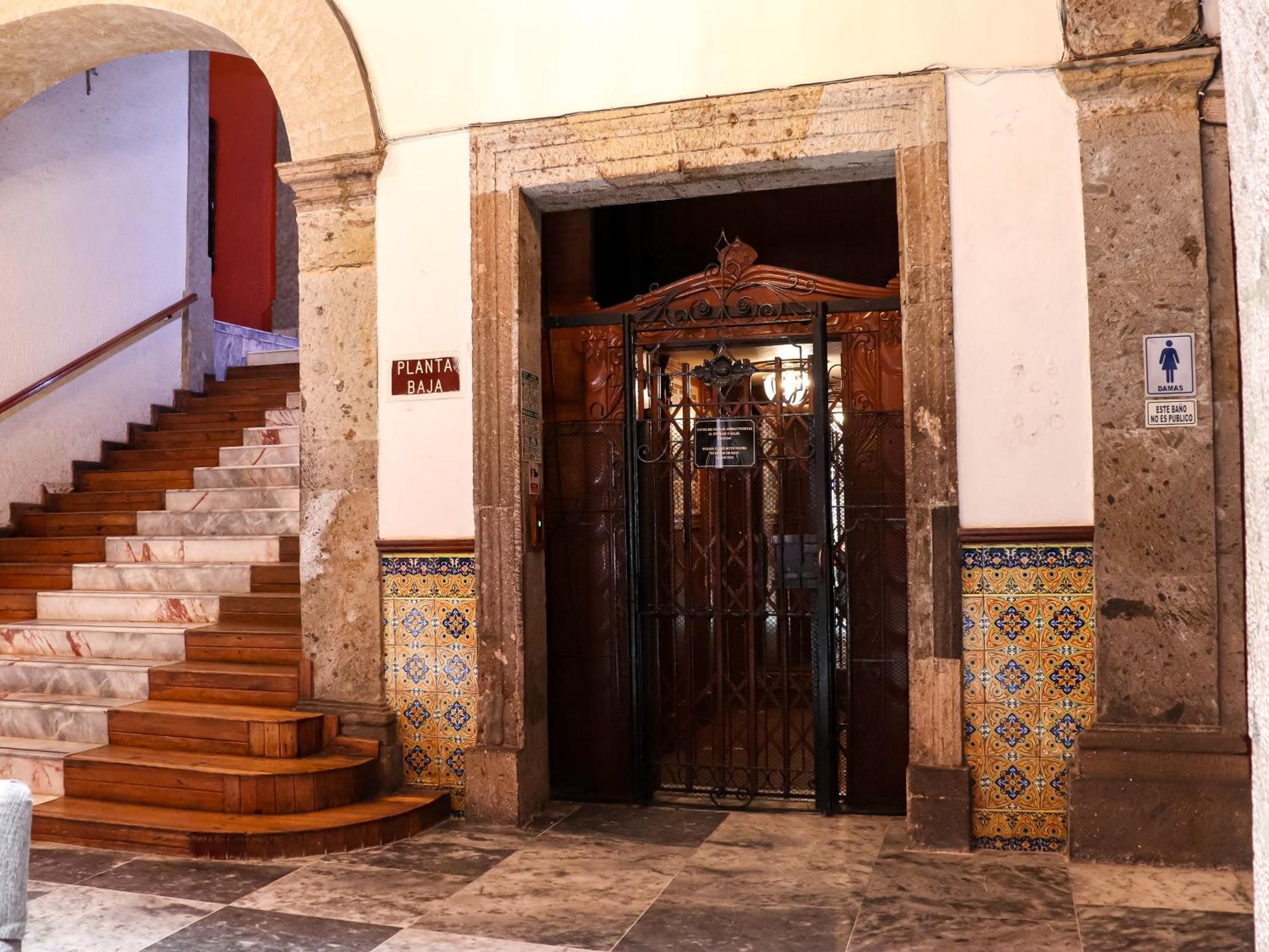 Hotel Frances Guadalajara Kültér fotó