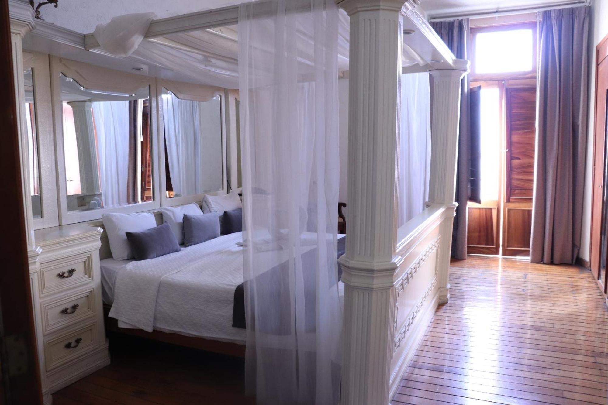 Hotel Frances Guadalajara Kültér fotó