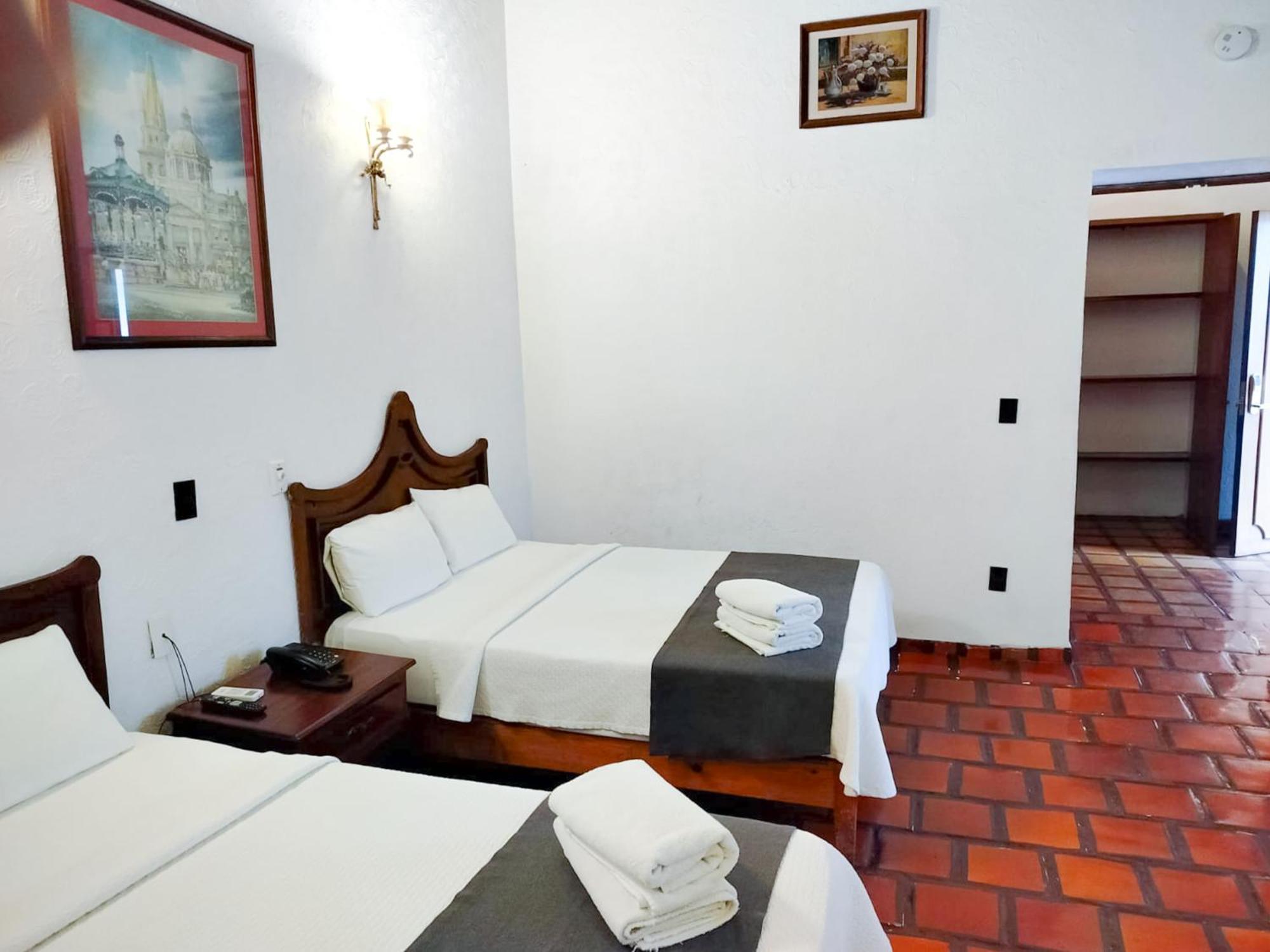 Hotel Frances Guadalajara Kültér fotó