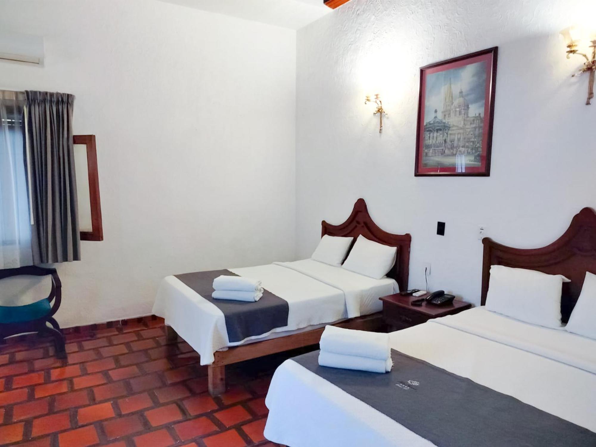 Hotel Frances Guadalajara Kültér fotó